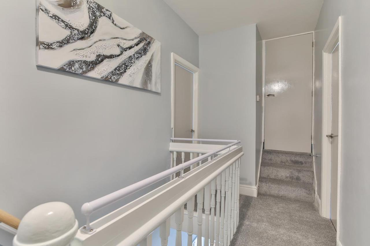 Hidden Gem-open To Book-super Location Casa de Férias *